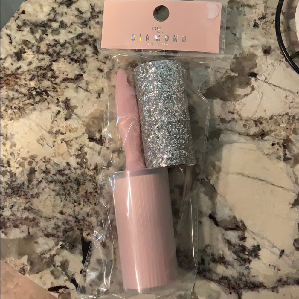 Sparkle lint rollers